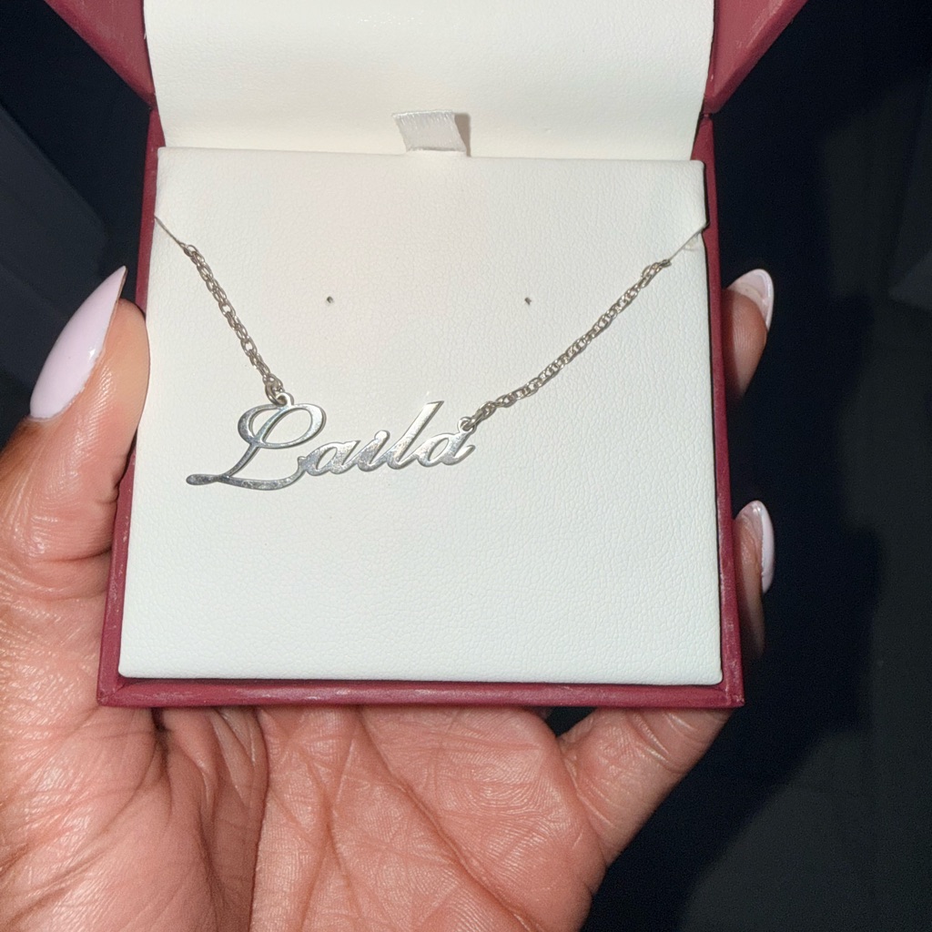Helzberg Diamond: Elegant Silver Name Necklace. Name: Laila